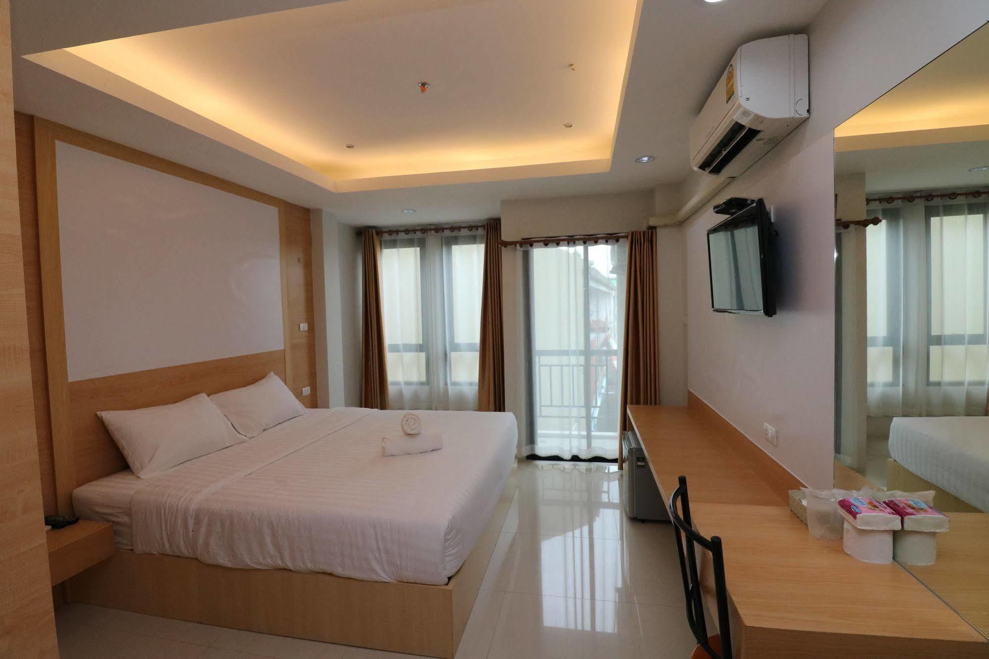 Calivefornia 2016 Hotell Chiang Rai Eksteriør bilde